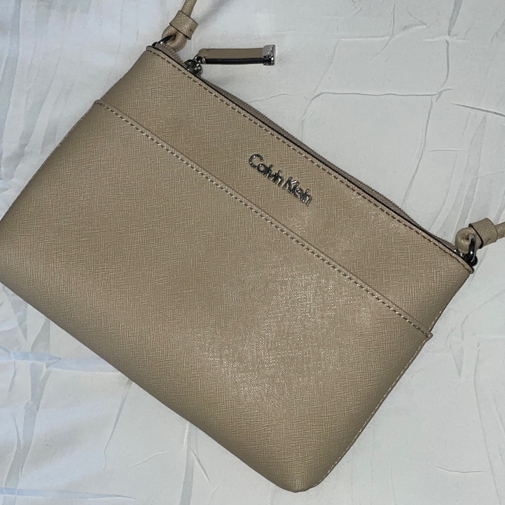 Calvin Klein crossbody purse